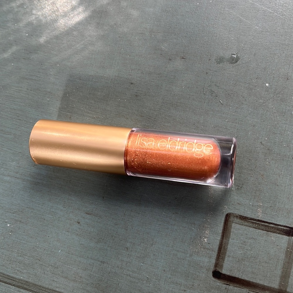 Lisa Eldridge Liquid Lurex Eyeshadow in Lauren